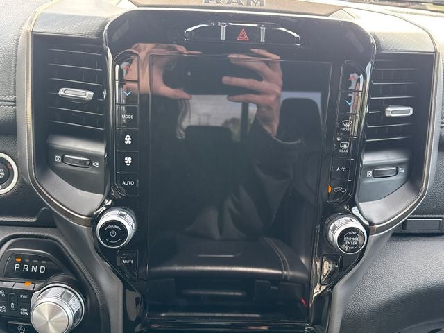 2023 RAM 1500 Base