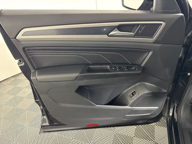2020 Volkswagen Atlas Cross Sport 3.6L V6 SEL R-Line