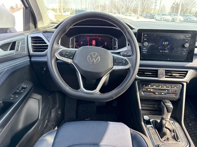 2025 Volkswagen Taos SEL
