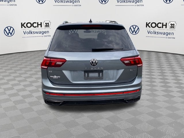 2024 Volkswagen Tiguan SE R-Line Black