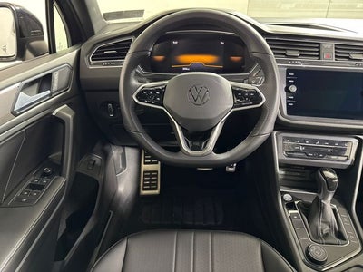 2024 Volkswagen Tiguan SE R-Line Black
