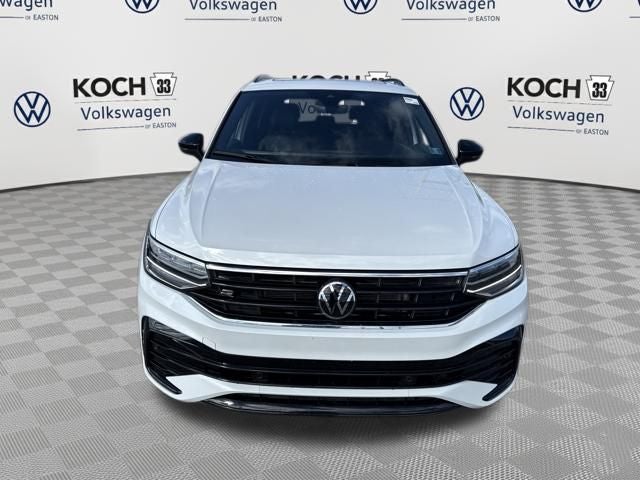 2024 Volkswagen Tiguan SE R-Line Black