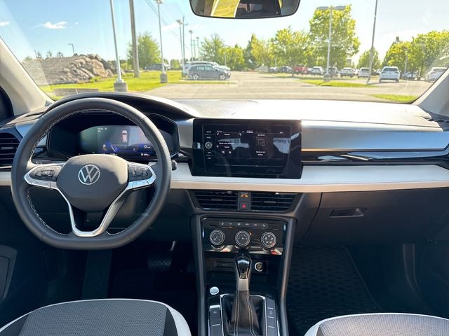 2025 Volkswagen Taos S