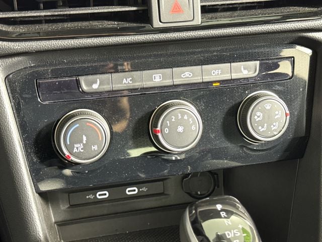 2025 Volkswagen Taos S