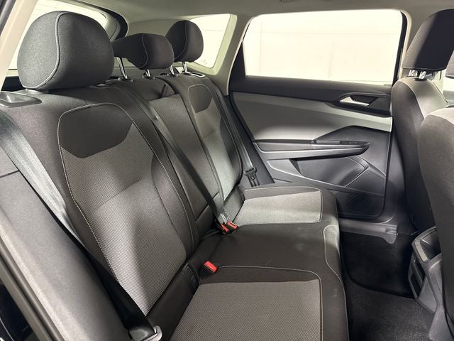 2023 Volkswagen Taos S