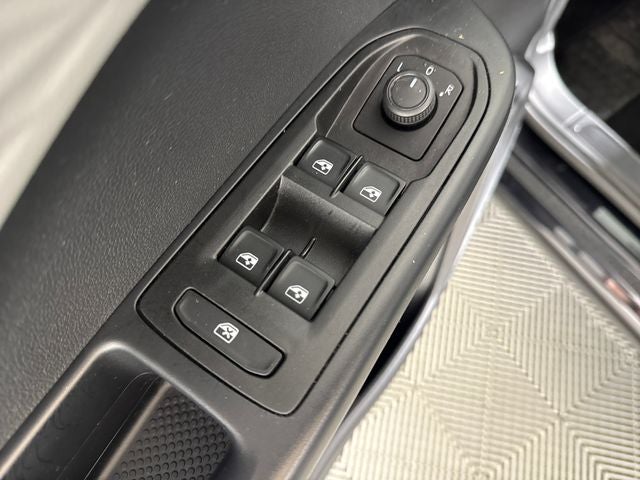 2023 Volkswagen Taos S