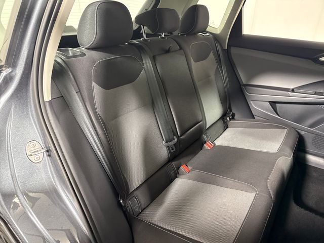 2023 Volkswagen Taos S