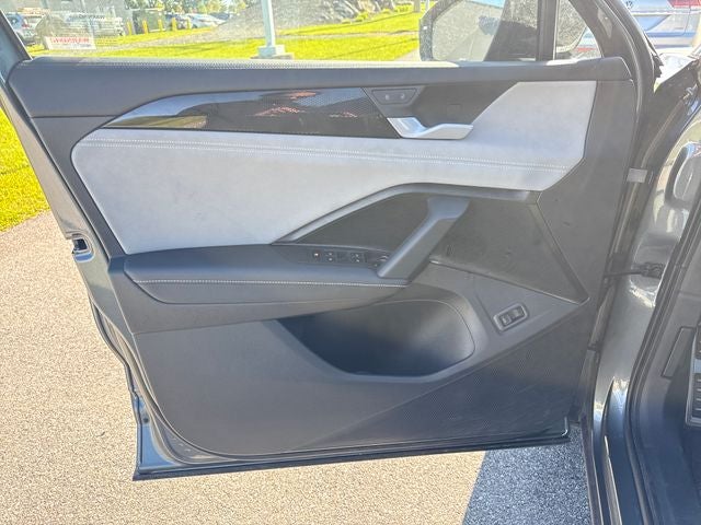 2025 Volkswagen Tiguan SE R-Line Black