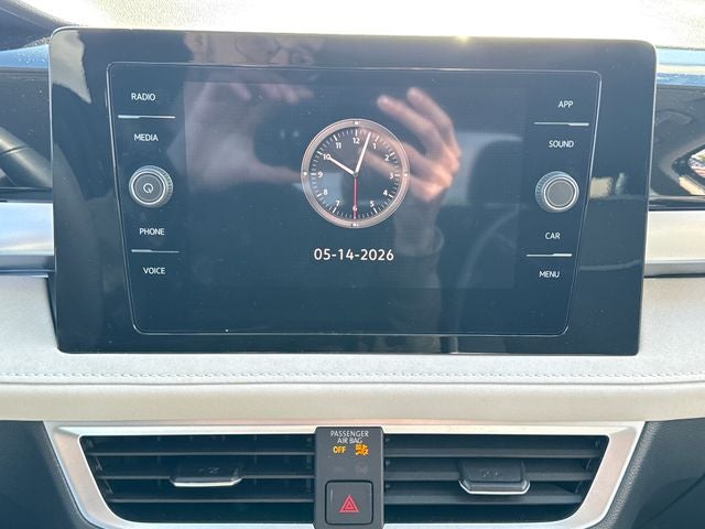 2025 Volkswagen Taos SE