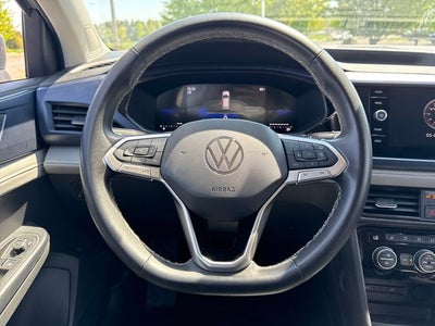 2024 Volkswagen Taos SE
