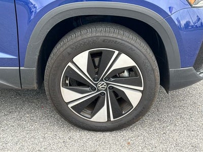 2024 Volkswagen Taos SE
