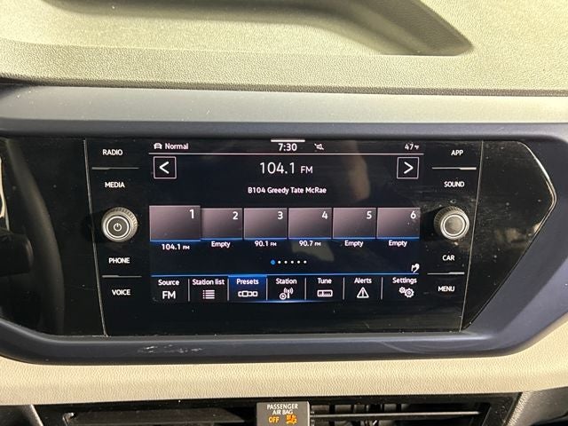 2022 Volkswagen Taos SE