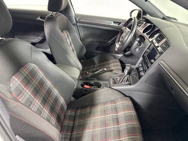 2021 Volkswagen Golf GTI S