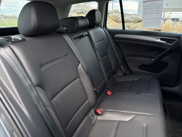 2015 Volkswagen Golf SportWagen TSI SE