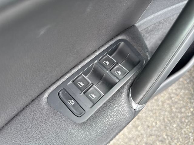 2015 Volkswagen Golf SportWagen TSI S