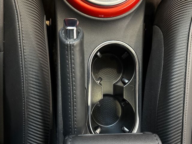 2019 Volkswagen Beetle SE