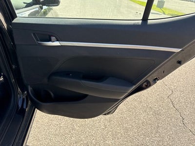 2020 Hyundai Elantra SE
