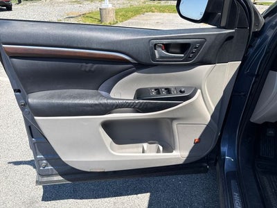 2016 Toyota Highlander Limited