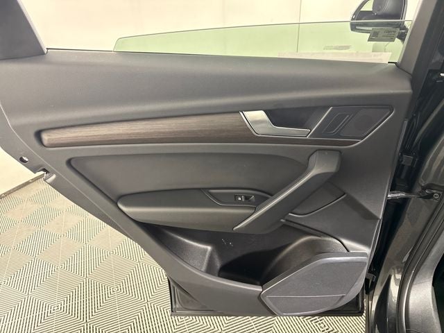 2023 Audi Q5 S line Premium