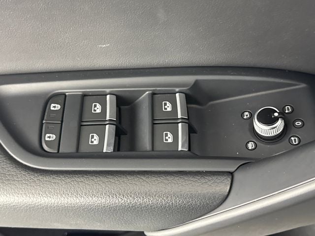 2023 Audi Q5 S line Premium