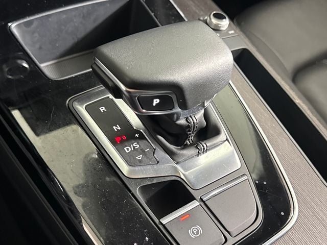 2023 Audi Q5 S line Premium