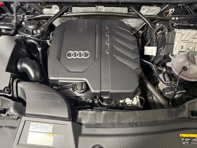 2023 Audi Q5 S line Premium
