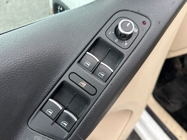 2014 Volkswagen Tiguan SE