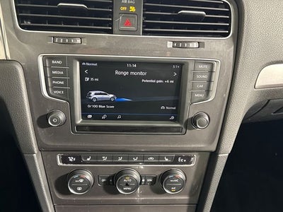 2016 Volkswagen e-Golf SE