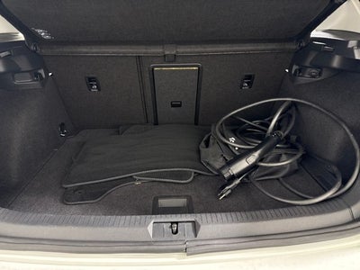 2016 Volkswagen e-Golf SE