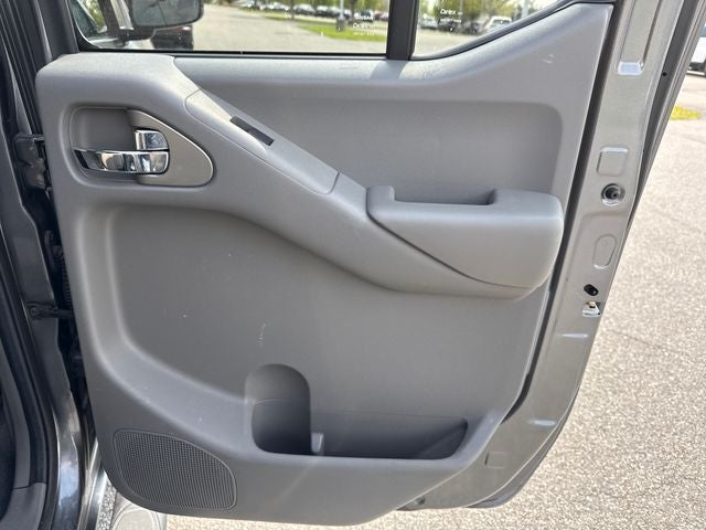 2020 Nissan Frontier SV