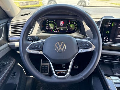 2024 Volkswagen Atlas 2.0T Peak Edition SE w/Technology