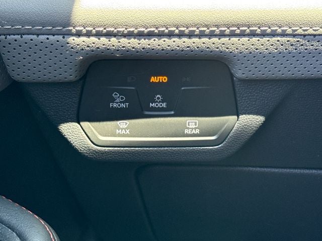 2024 Volkswagen Atlas 2.0T Peak Edition SE w/Technology