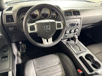 2014 Dodge Challenger SXT