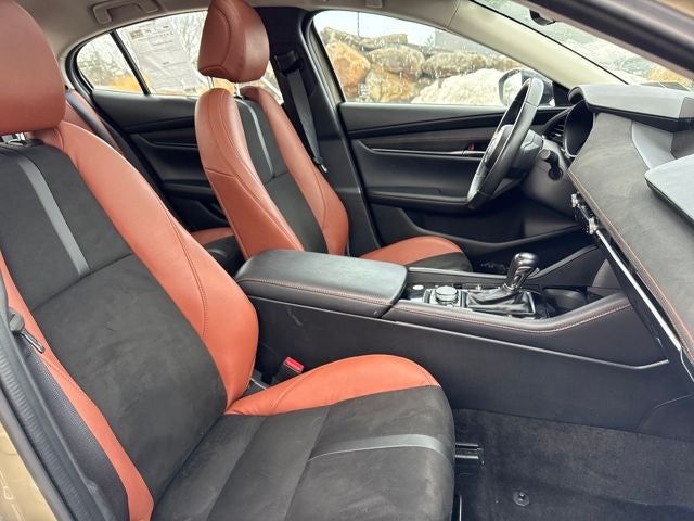 2024 Mazda Mazda3 2.5 Carbon Turbo