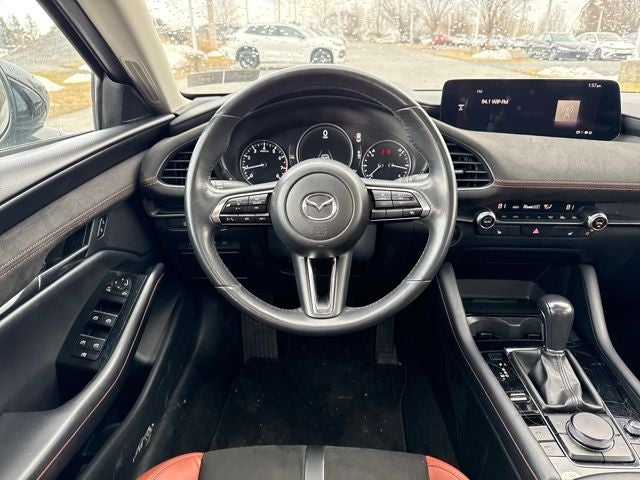 2024 Mazda Mazda3 2.5 Carbon Turbo