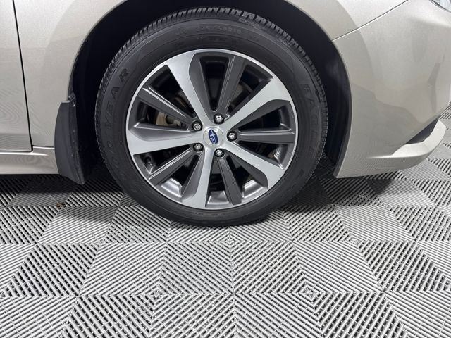 2017 Subaru Legacy 3.6R Limited