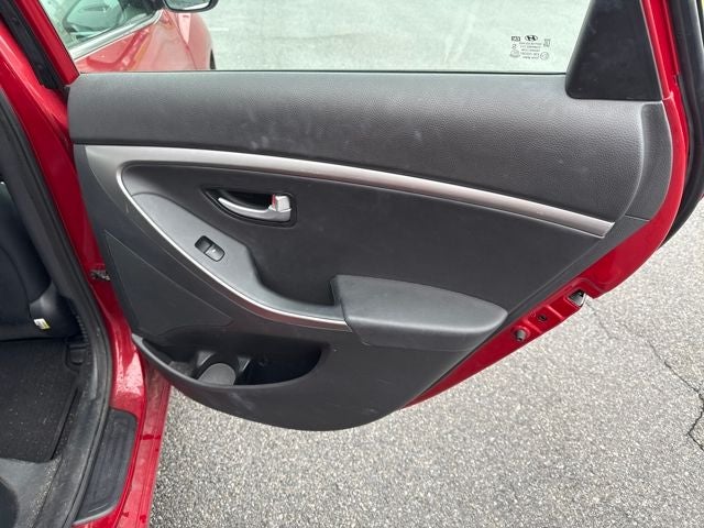 2017 Hyundai Elantra GT Base