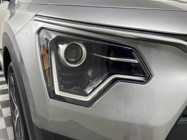 2023 Kia Niro LX