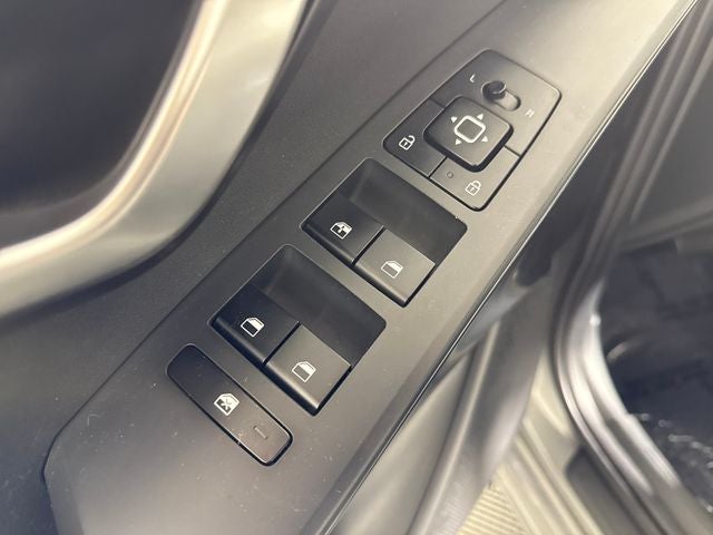 2023 Kia Niro LX