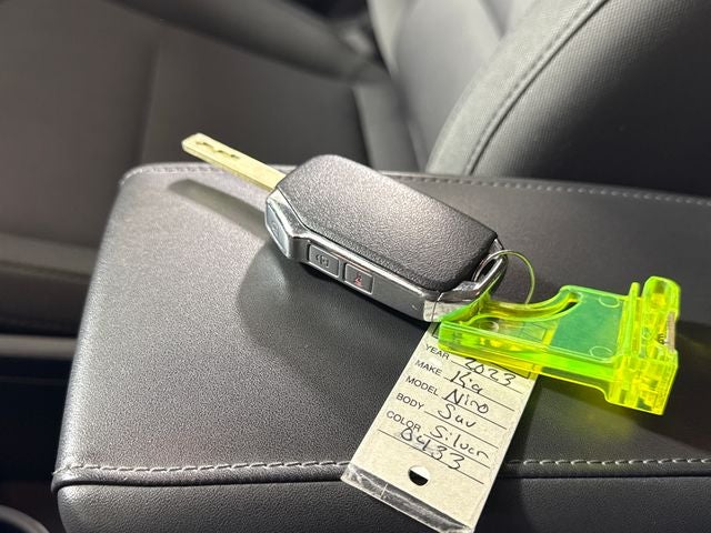 2023 Kia Niro LX