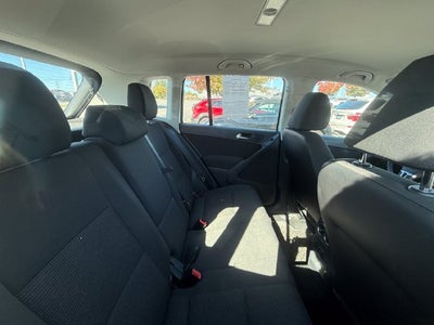 2018 Volkswagen Tiguan Limited 2.0T 4Motion