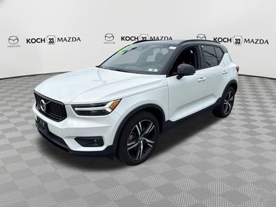 2019 Volvo XC40 R-Design