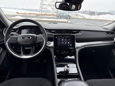 2023 Jeep Grand Cherokee L Laredo