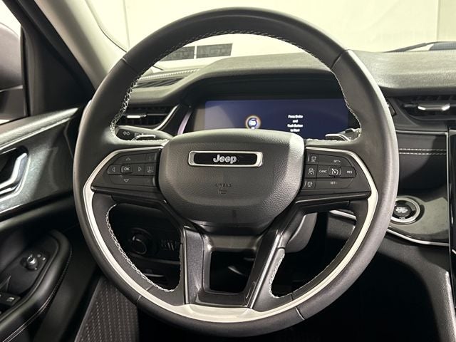 2023 Jeep Grand Cherokee L Laredo