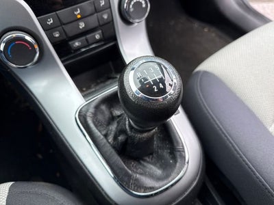 2013 Chevrolet Cruze LS