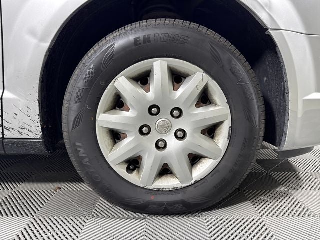 2008 Chrysler Town & Country LX