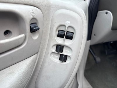 2005 Chrysler Town & Country Touring