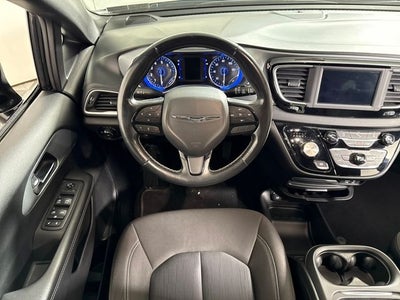 2020 Chrysler Pacifica Touring