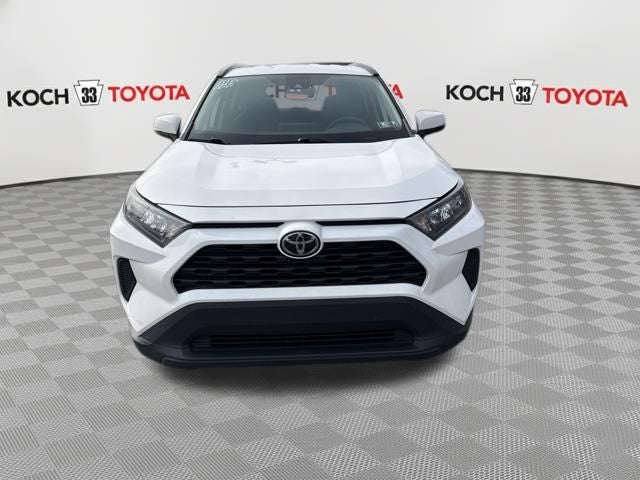 2020 Toyota RAV4 LE