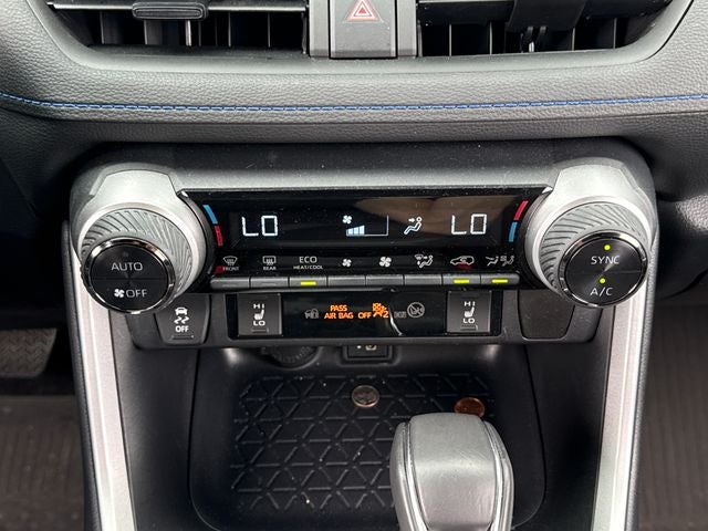 2025 Toyota RAV4 Hybrid SE